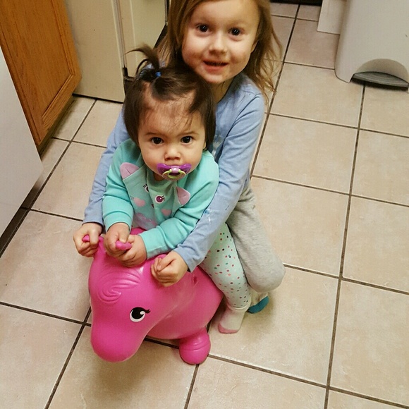 Meet your Posher, Grace - Picture 1 of 1